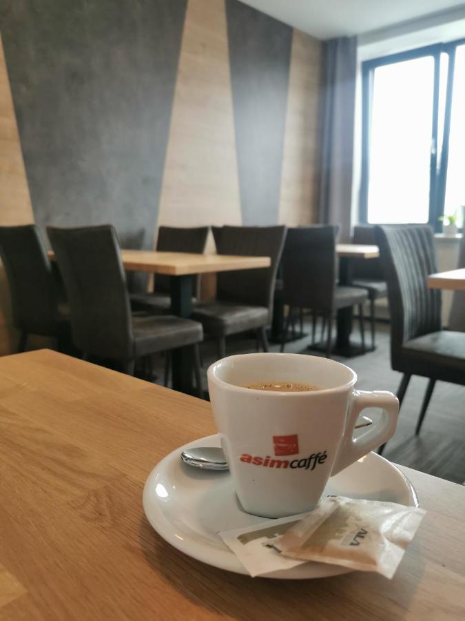 Ala Hotel Bystrice nad Pernstejnem Eksteriør bilde